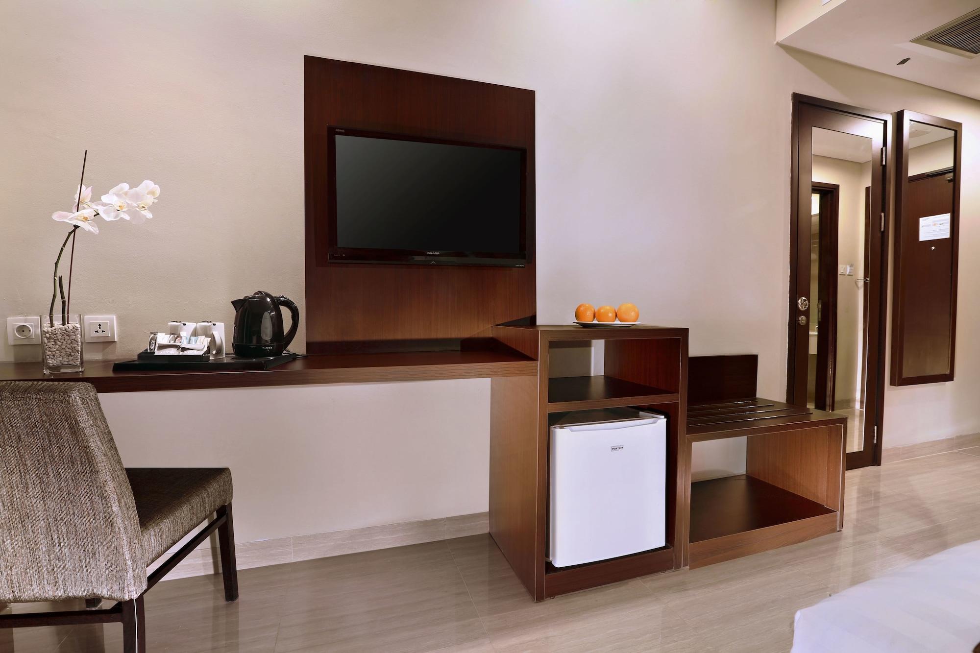 Aston Imperial Bekasi Hotel & Conference Center Luaran gambar